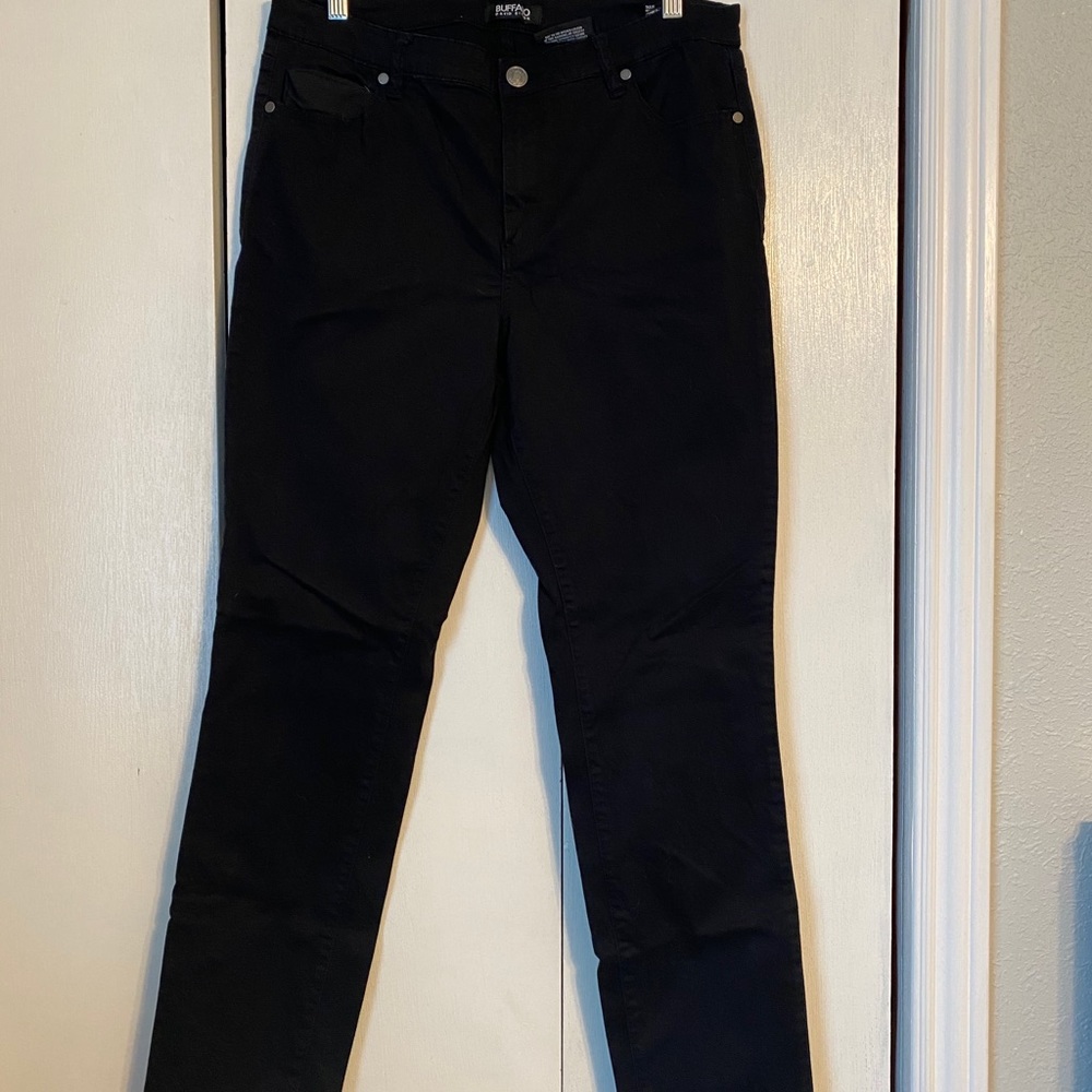 Black skinny jeans